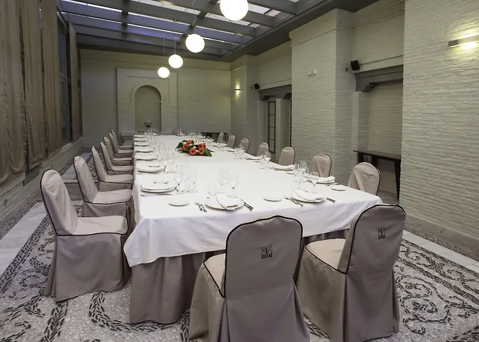 Отель Vincci Albayzin